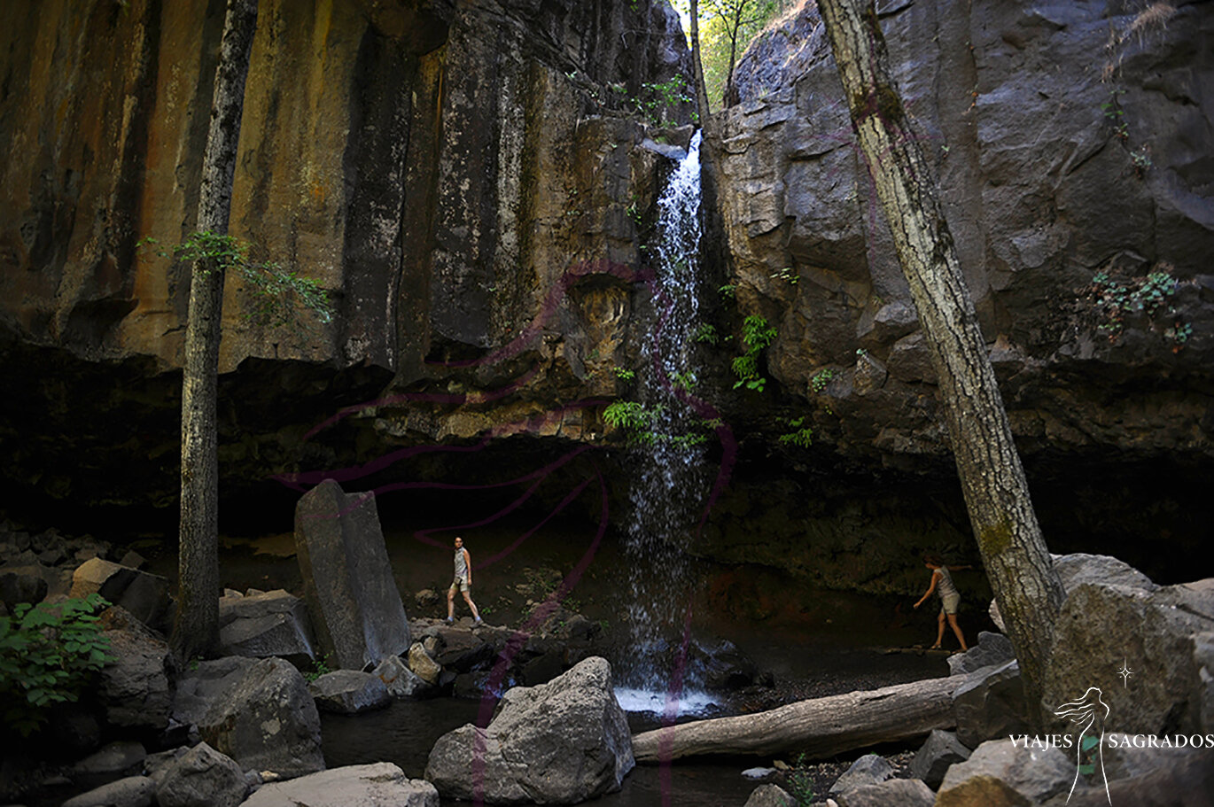 Hedge Creek Falls