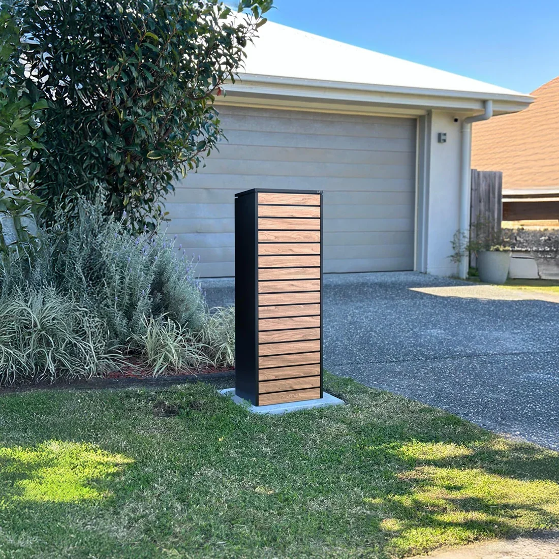 Plaza II Parcel Letterbox Black 6.webp