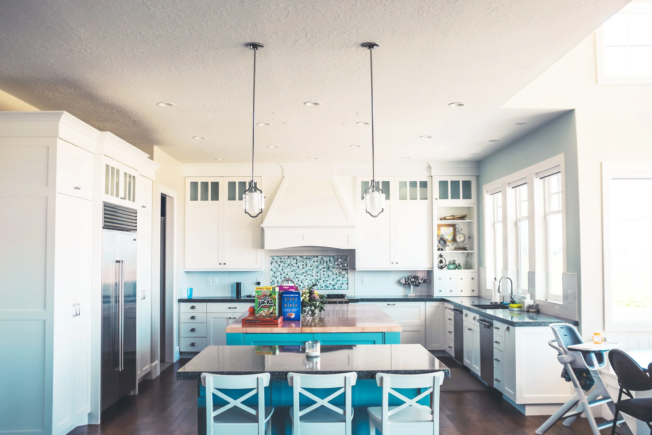 neonbrand-263851-unsplash copy.jpg