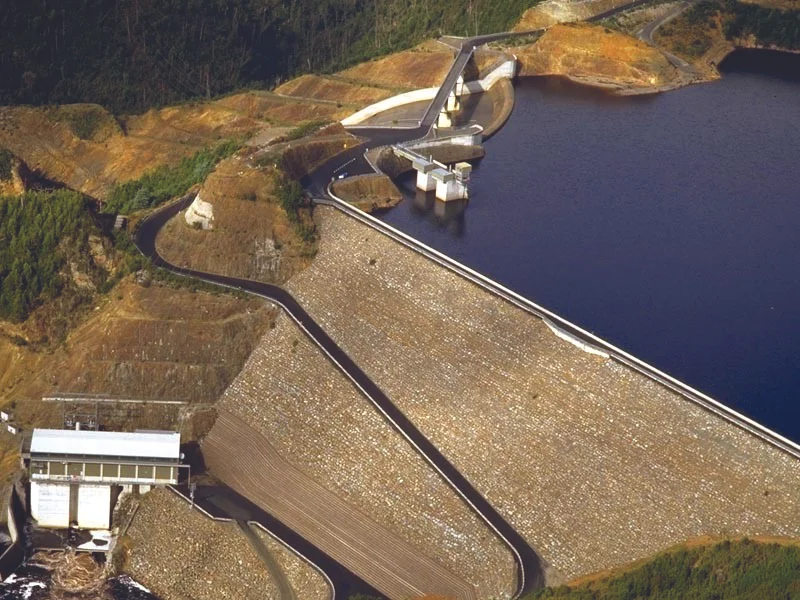 1986-Reece-Power-Station_aerialWithDam.jpg