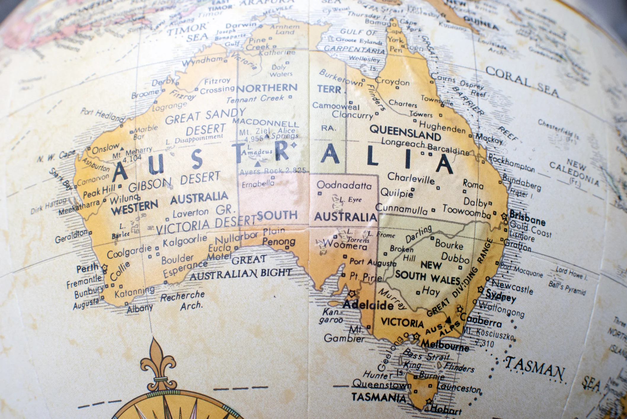 Sheila travels by train from Sydney to Brisbane and then west to Toowoomba. Brisbane is 900 kilometers north of Sydney, and Toowoomba is a 125 kilometers west of Brisbane.