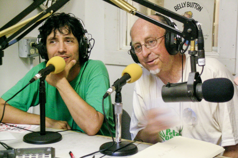 20060803-Vegan-Radio-at-Valley-Free-Radio-004.jpg