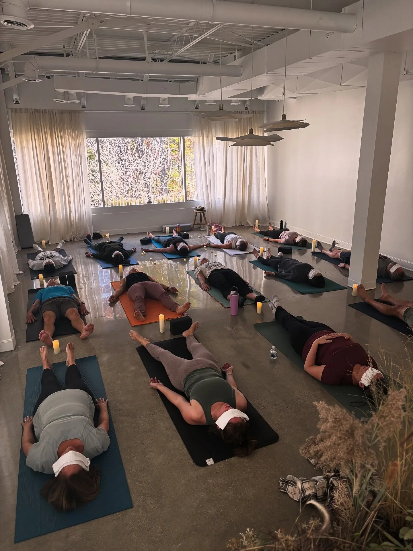 Led by Jess, a beautiful and peaceful private group class unfolded in our new event studio 🤍🕊️

A circle of friends gathered to lift one another up, surrounding their loved one with tenderness and love as she stepped into her next chapter. Moments 