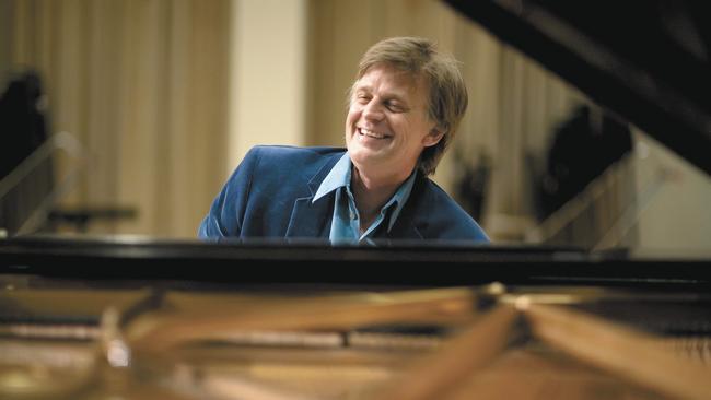 sdut-pianist-composer-and-arranger-20160905.jpg