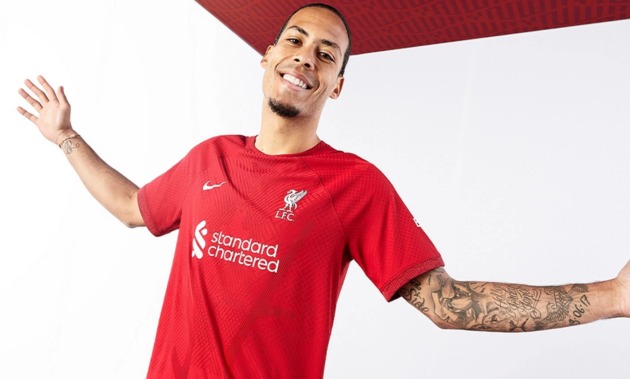 0_2223-LFC-HOME-JERSEY-WIDE-VIRGIL.jpeg
