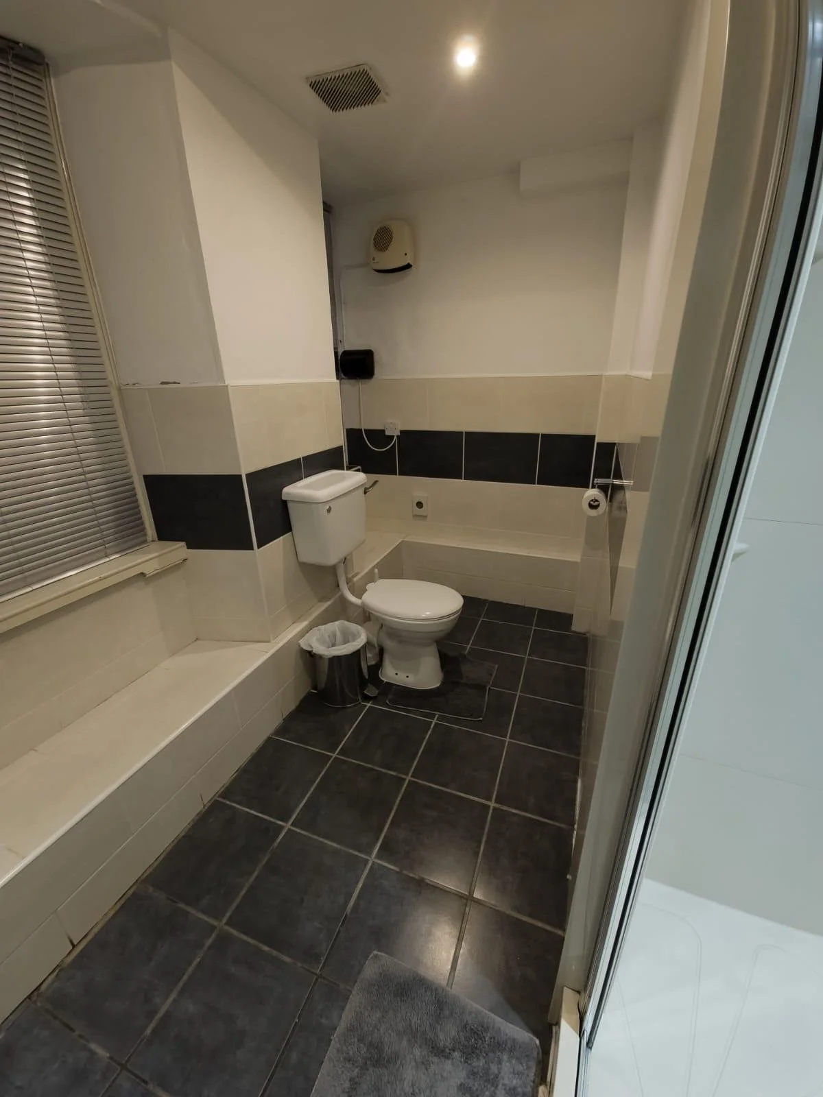  Private room Bathroom 