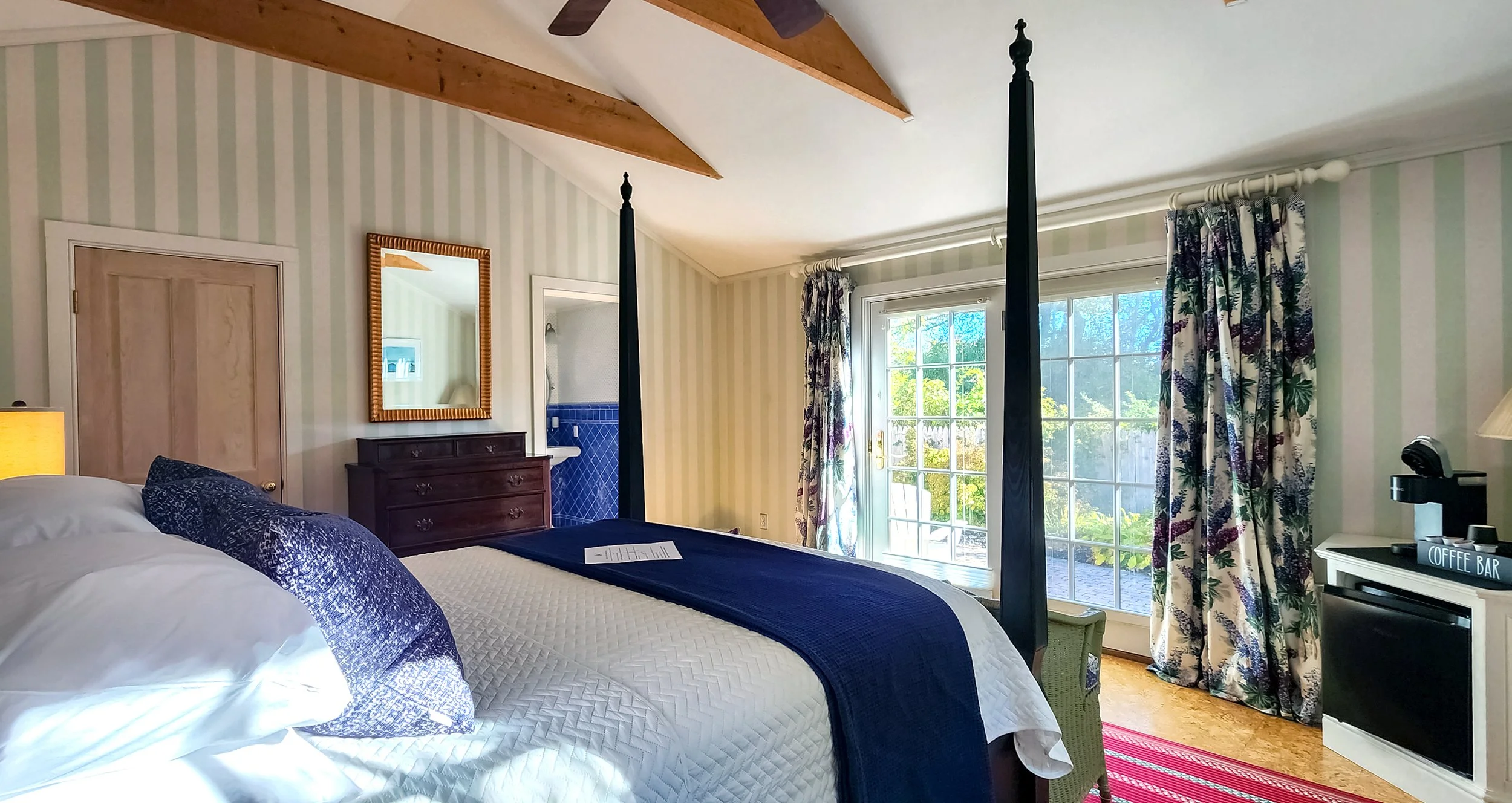 Leeward Inn_The Whale Room 2.jpg