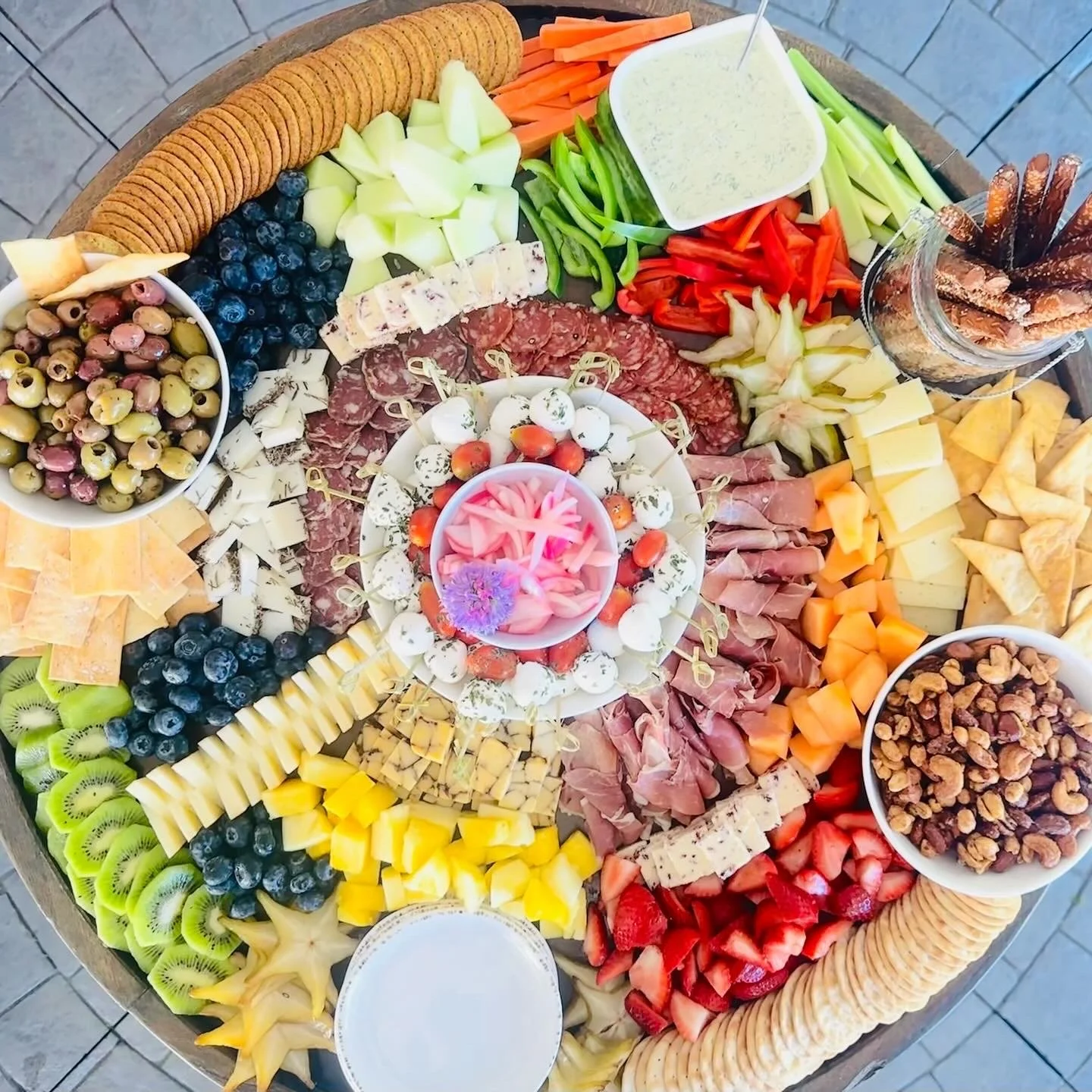 Attention Party People: Catering and Venues for Your Holiday Soirée