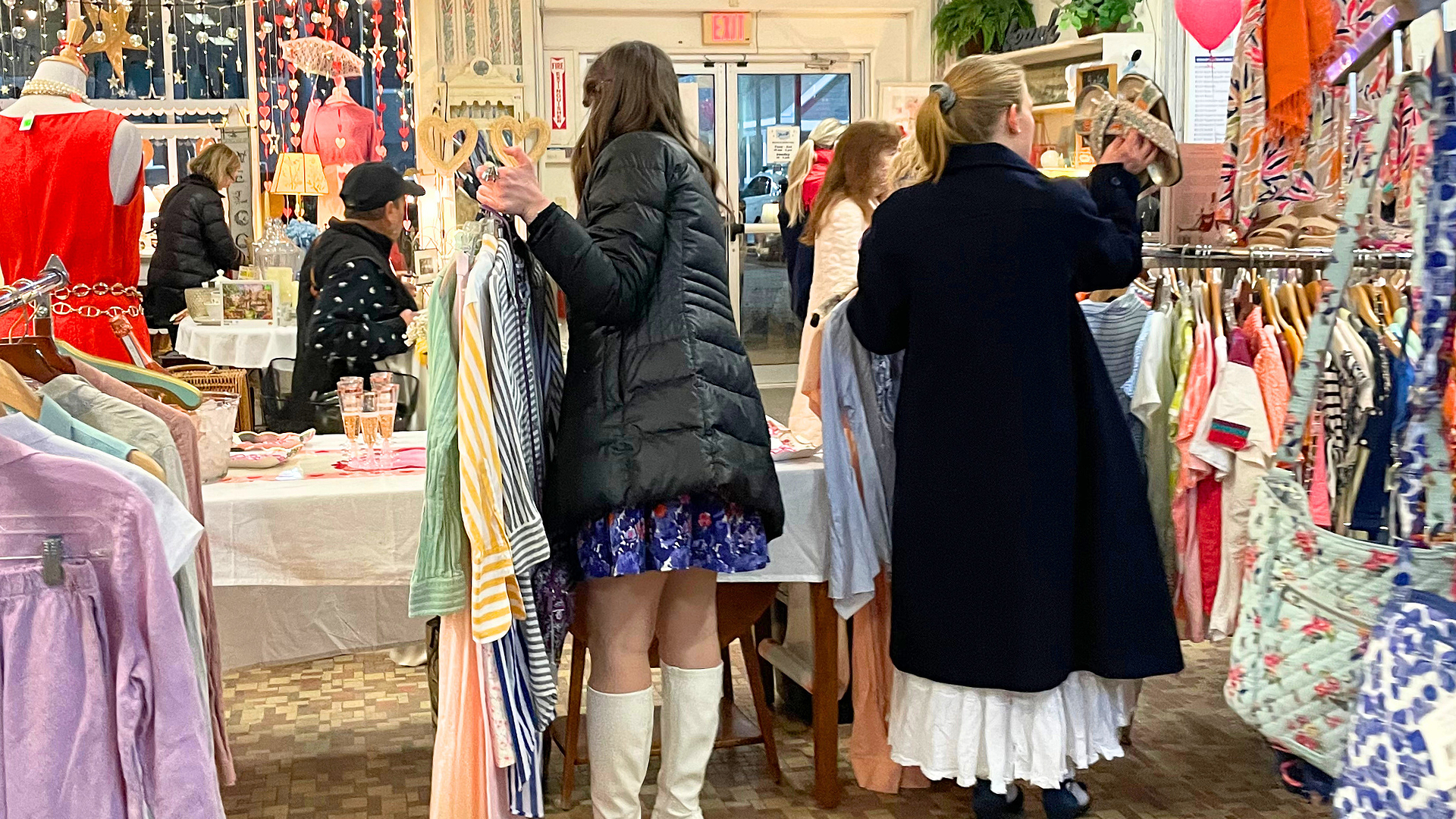 Galentine's After Hours at the COMO Thrift