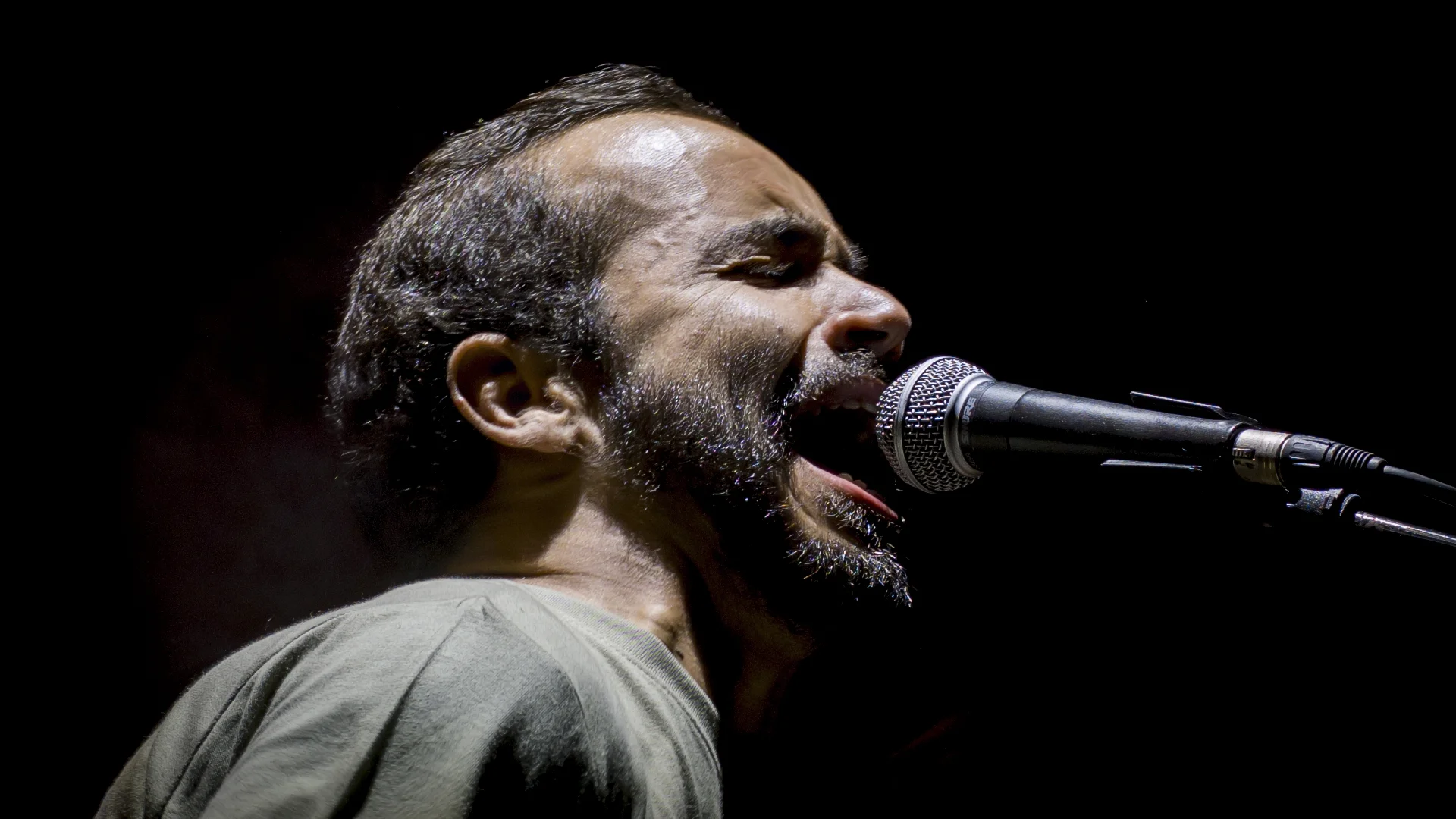 Thomas Anahory: Quando o amor e a música se tornam o motor da vida