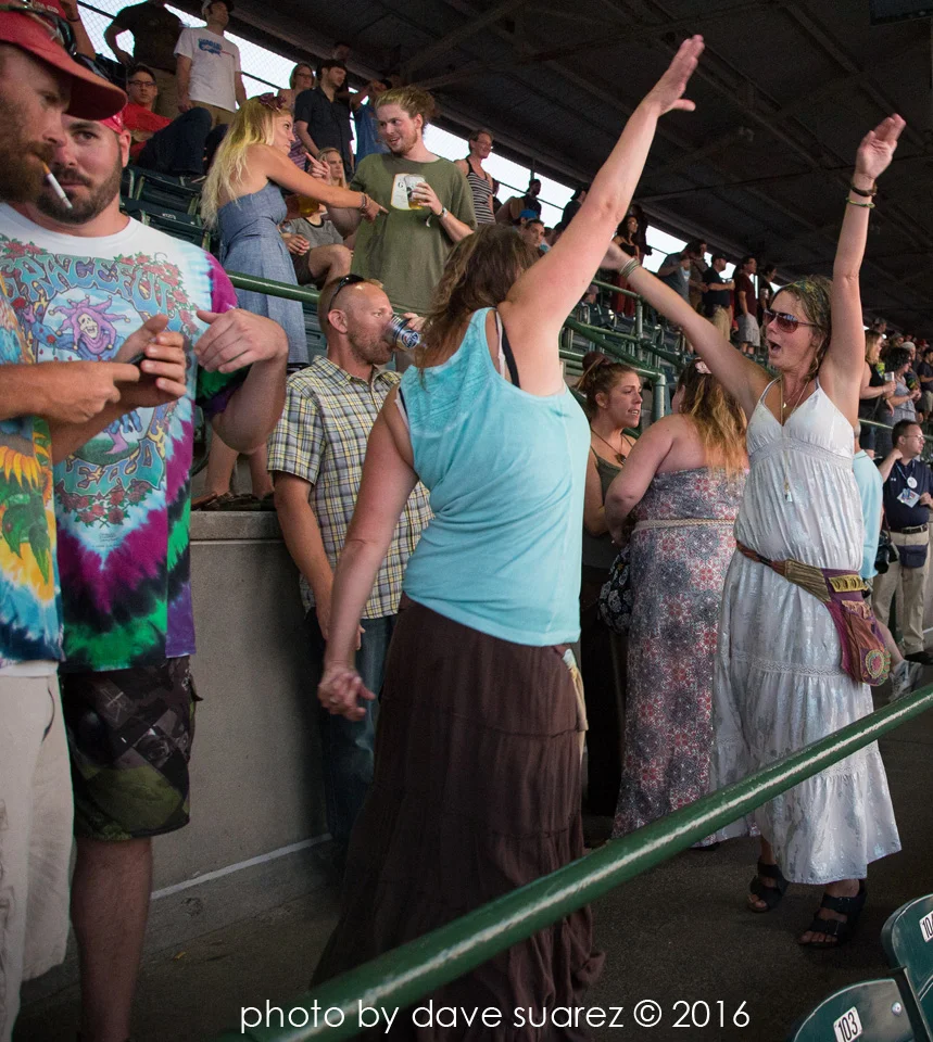 Phish_8.jpg