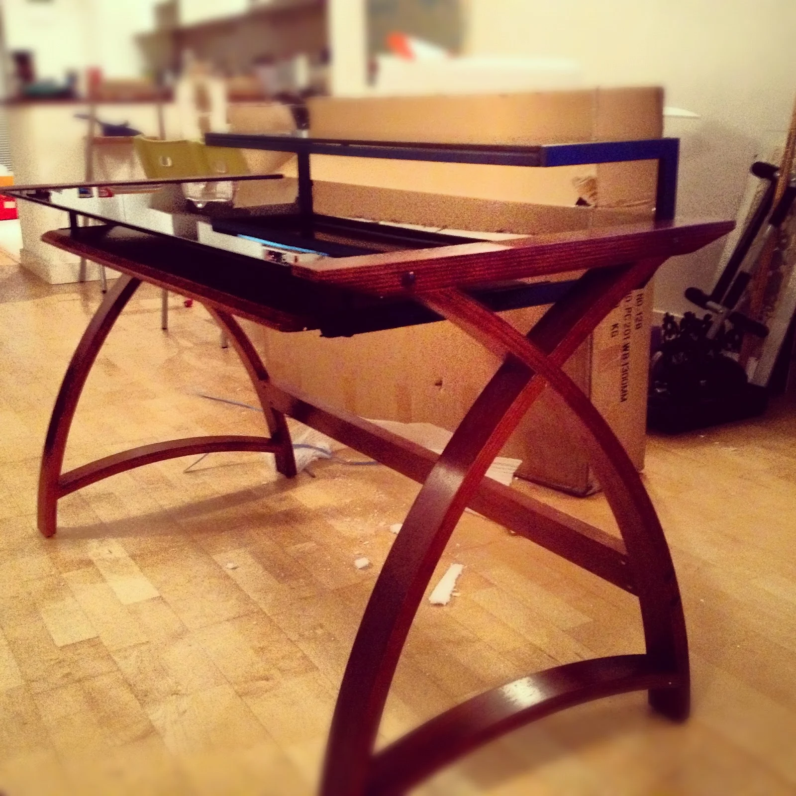 Queen of the Flatpack