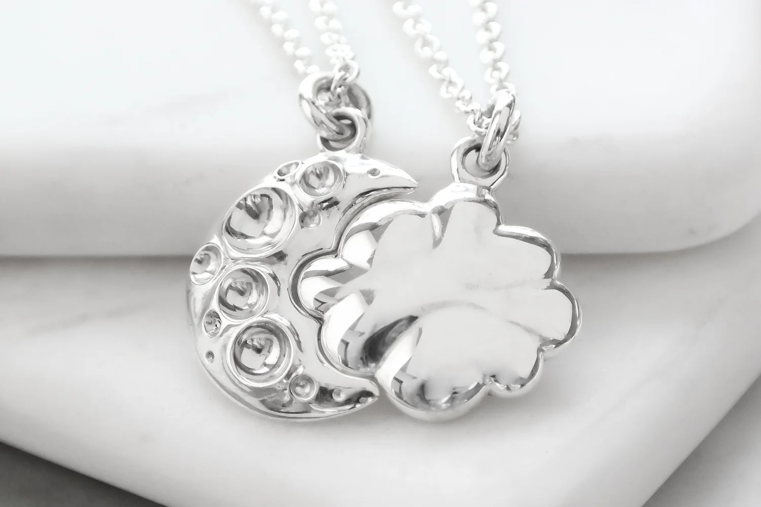 Sterling-silver-cloud-moon-interlocking-friendship-sisters-necklace.jpg
