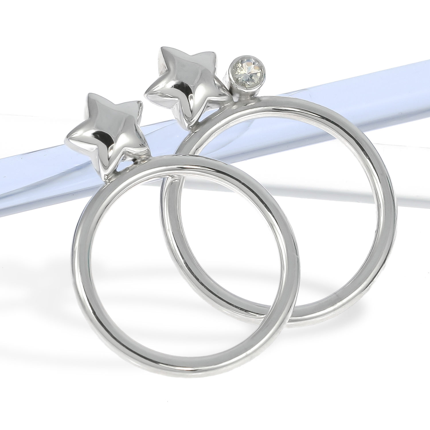 Sterling-silver-guerlain-star-moonstone-stacking-rings-shadow.JPG