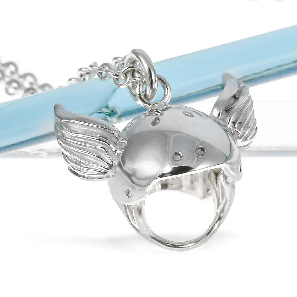 Silver-roller-derby-winged-crash-helmet-necklace.JPG