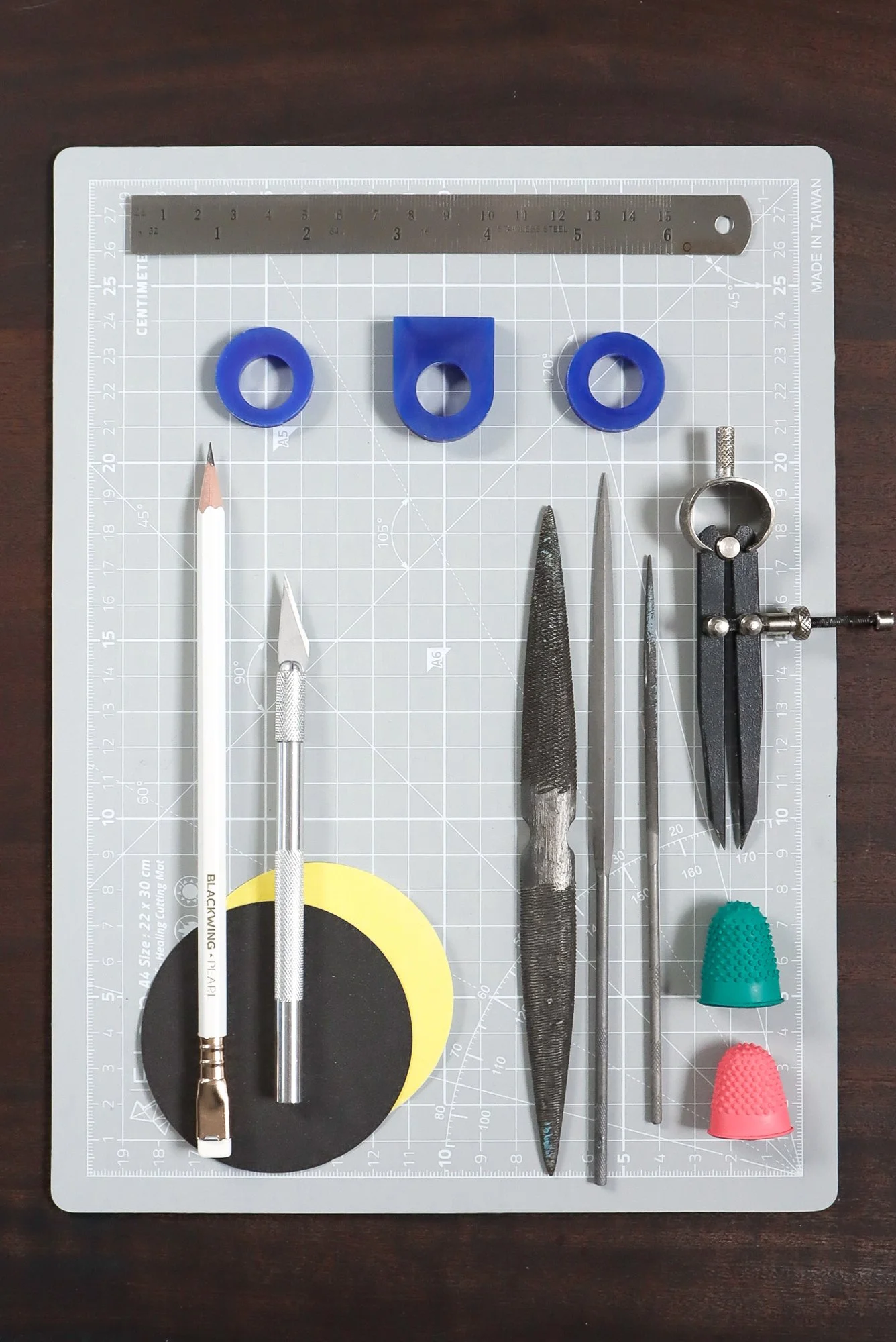 Wax-ring-carving-workshop-flatlay-2143.jpg