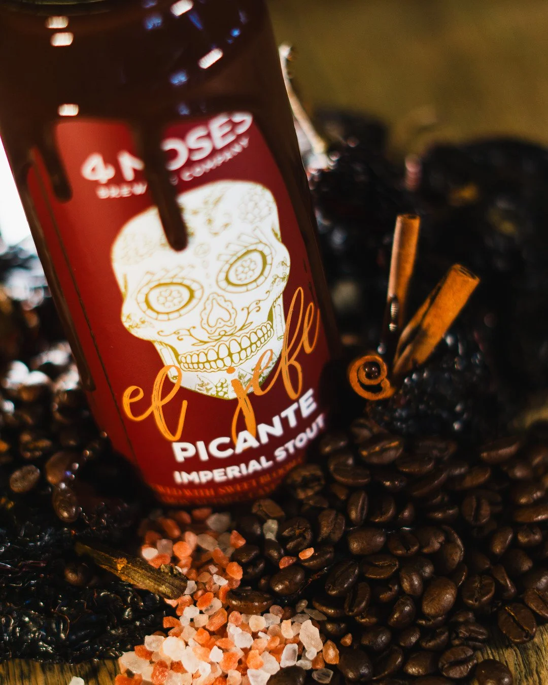 After a couple of years off, we are bringing back one our favorite El Jefes. 
El Jefe Picante is big, bold and brings a little heat. The balance of the roast from the malt and coffee plays nicely with the spice from the cinnamon and salt and is el