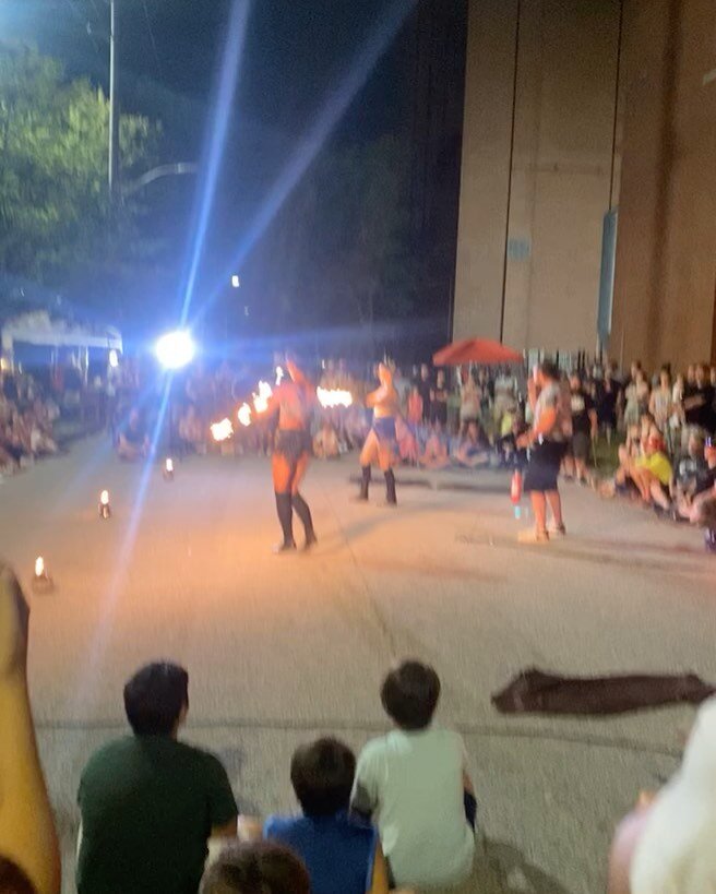 Another great weekend here in Walkerville! 🔥

Thanks to @buskontheblock for putting on a great show.

Be sure to follow along for more upcoming events going on in the area this fall! 

#visitwalkerville #yqg #windsorlocal #windsoressex #windsoressex