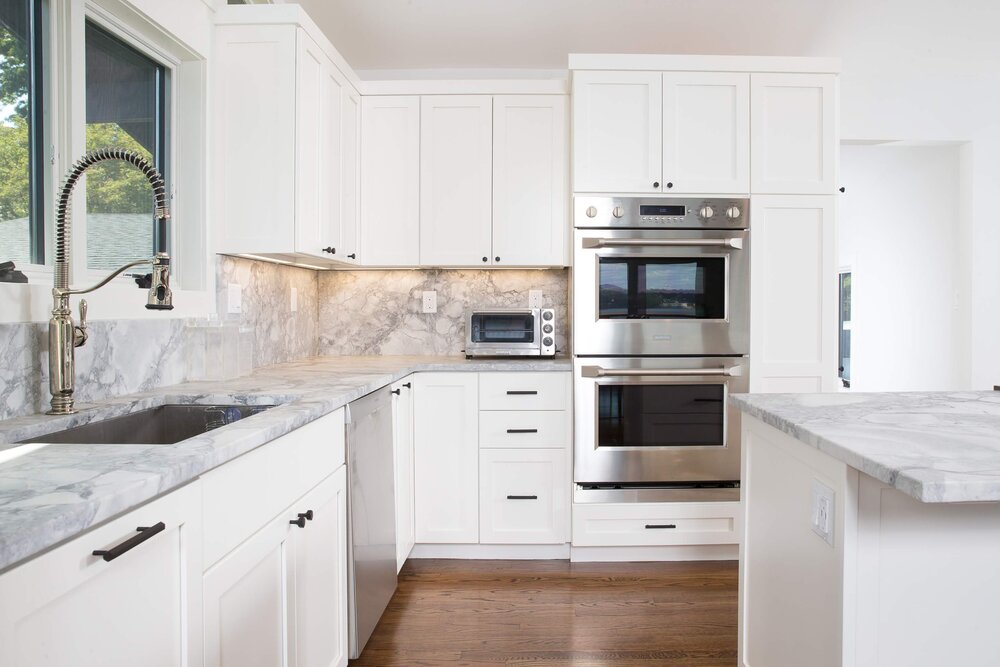 Custom Kitchen Cabinets, What Are The Best Mid Range Kitchen Cabinets