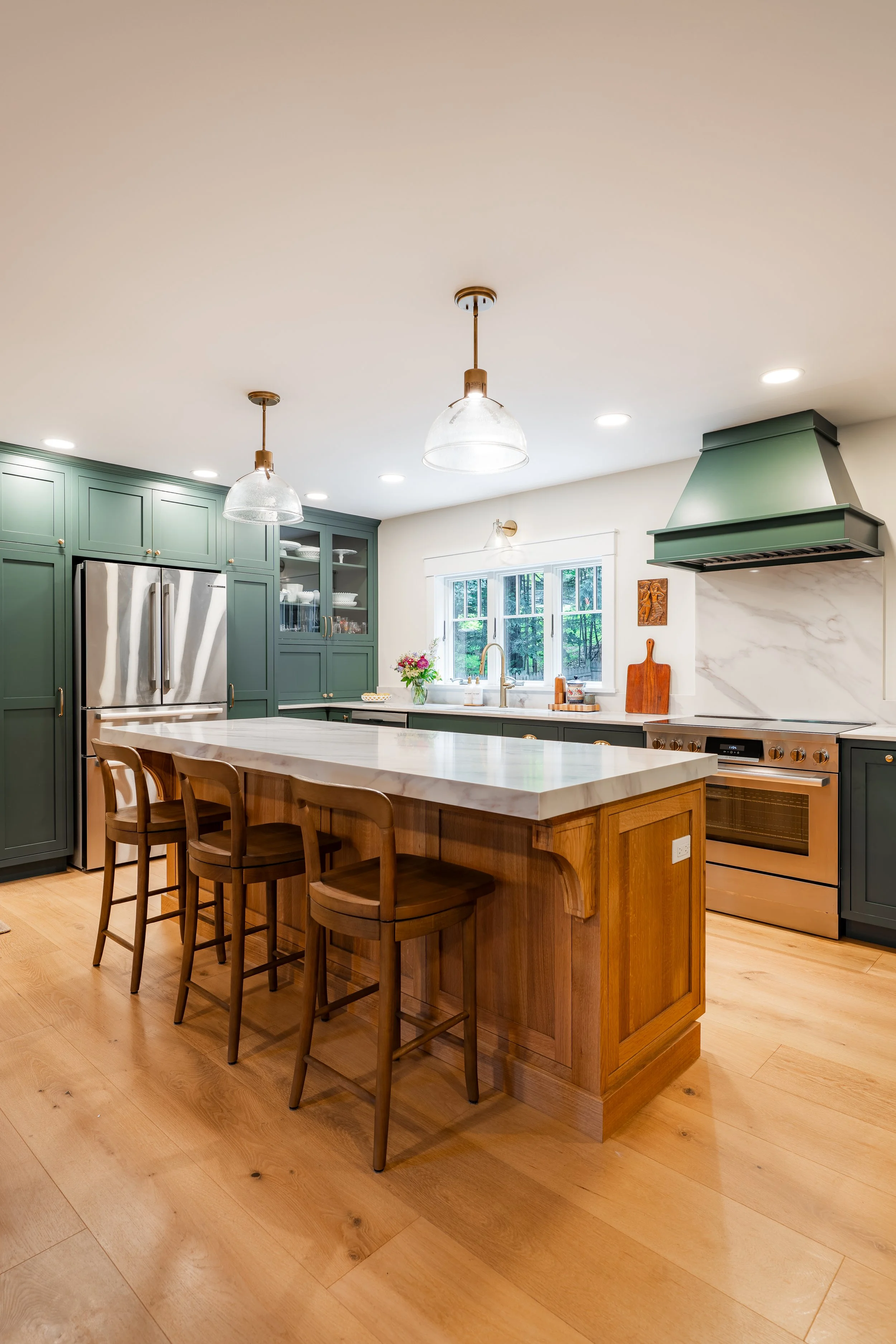 White Oak and Green Kitchen Cabinets 