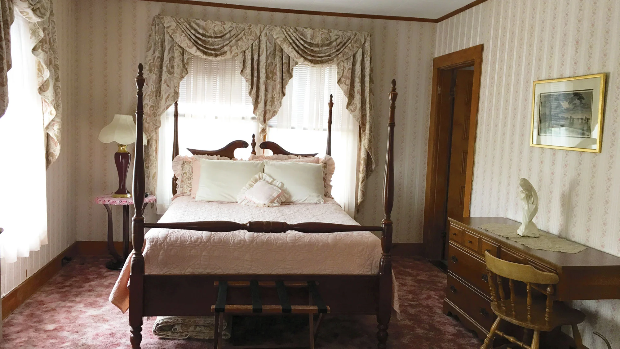 room.jpg