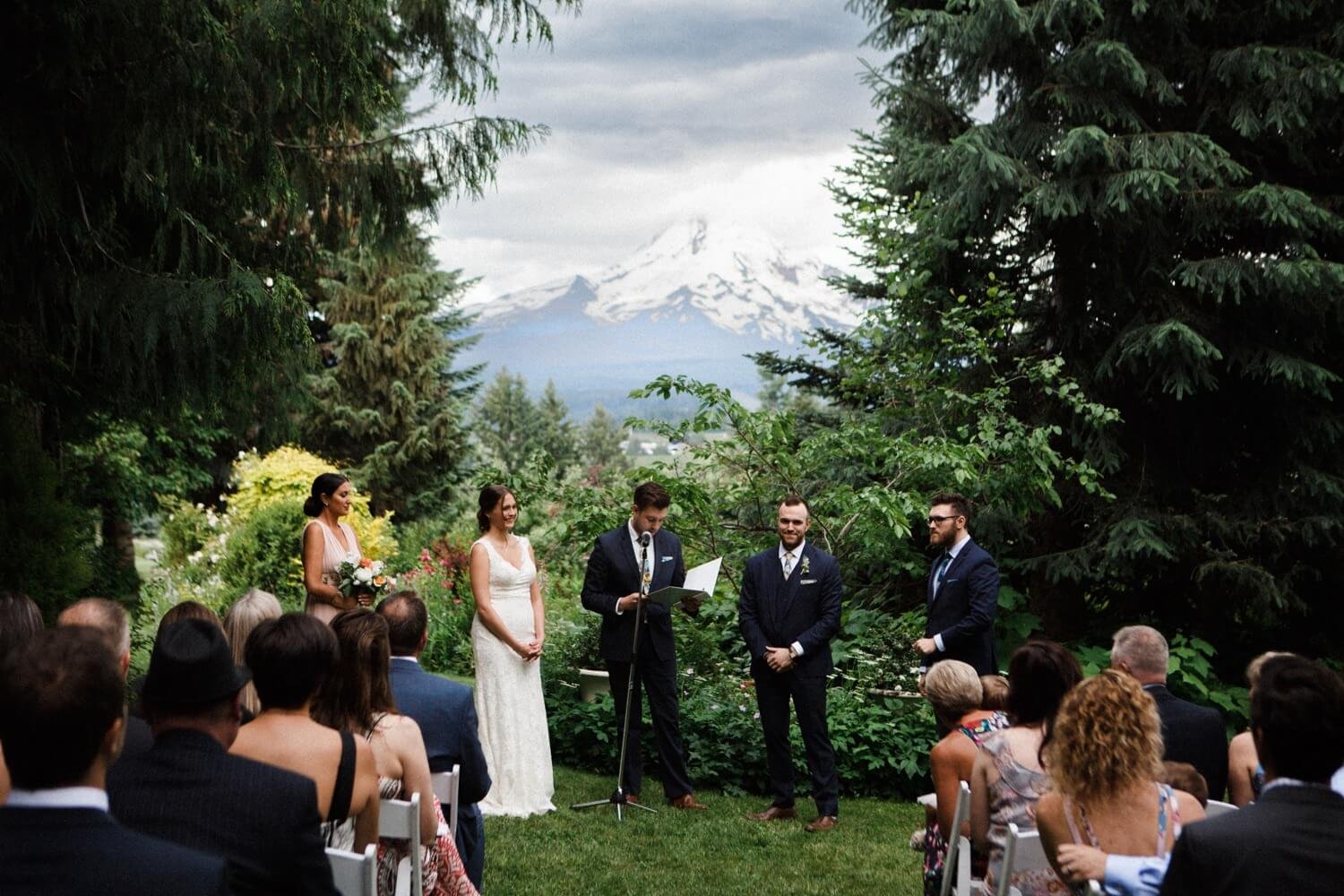 056_Mount Hood Organic Farms Wedding.jpg