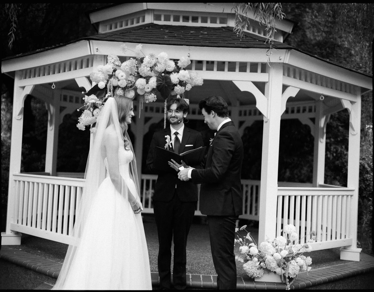 Abernethy Center Wedding Portland Oregon-9.jpg