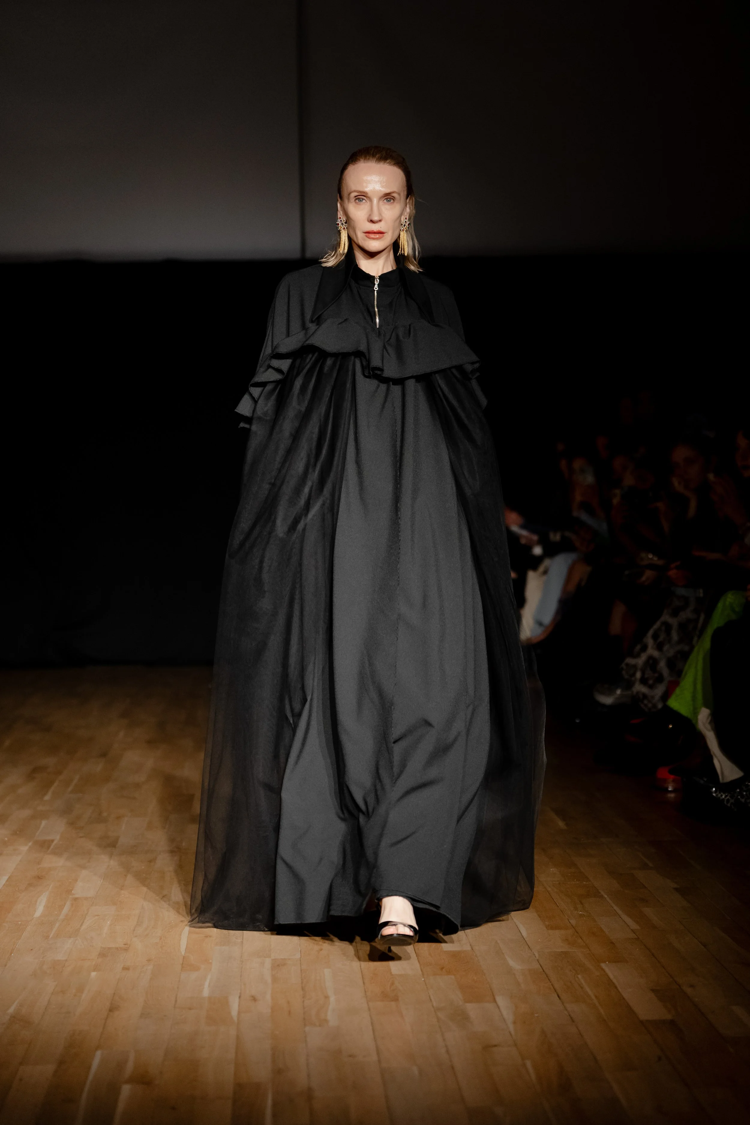 LFW_2025_02_21_PoetLab-Show_Catwalk-Press_2.jpg