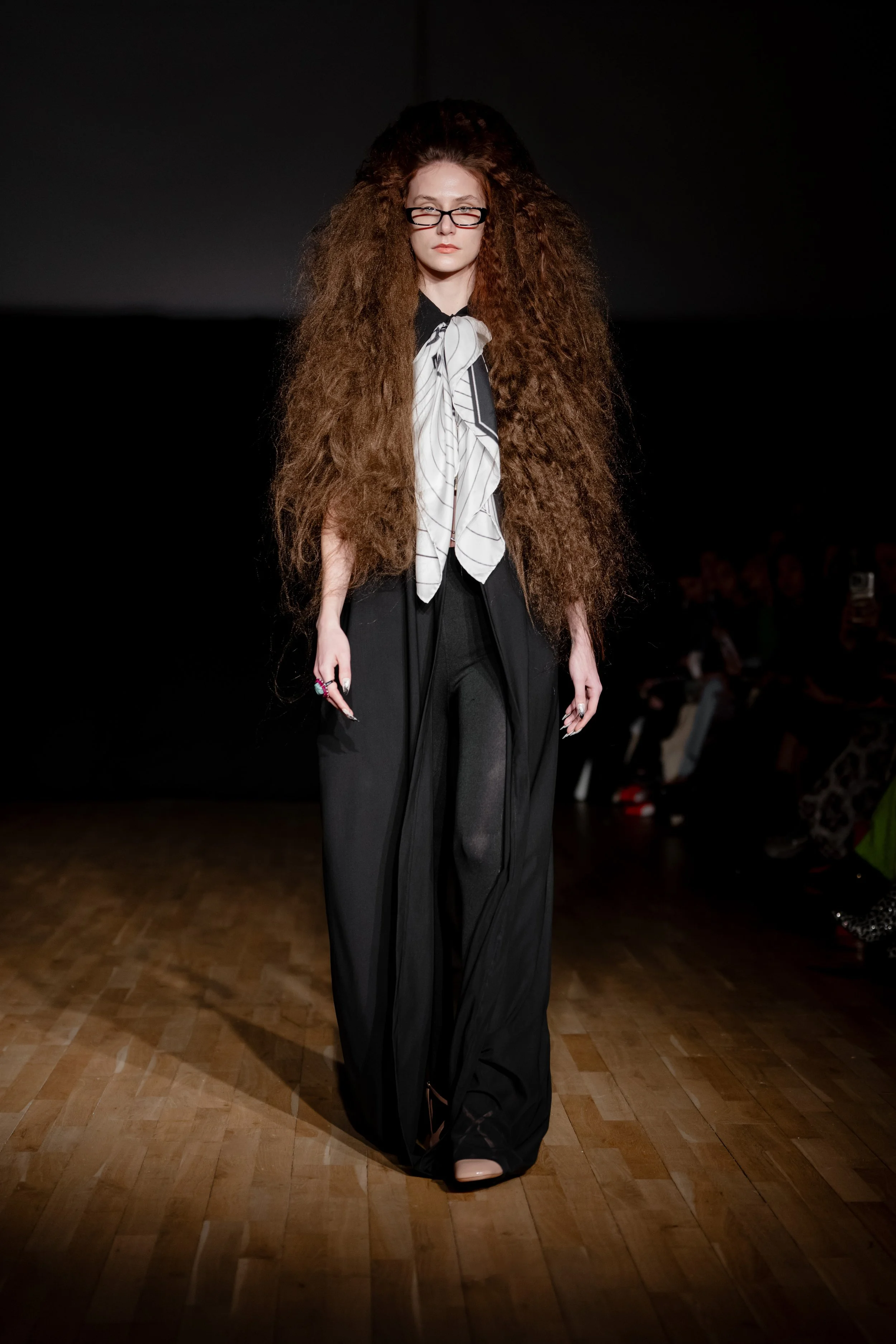 LFW_2025_02_21_PoetLab-Show_Catwalk-Press_8.jpg