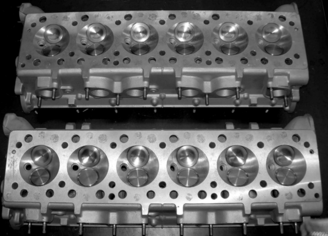 BW V12 Cylinder heads BW.png