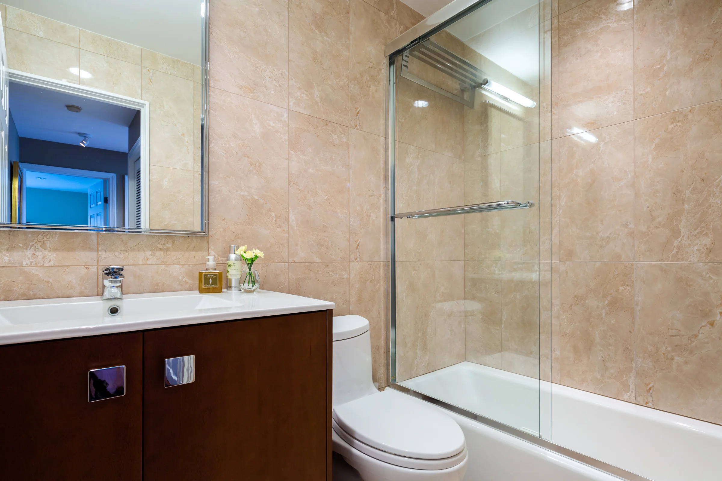 22WestVineSt-08-w.jpg