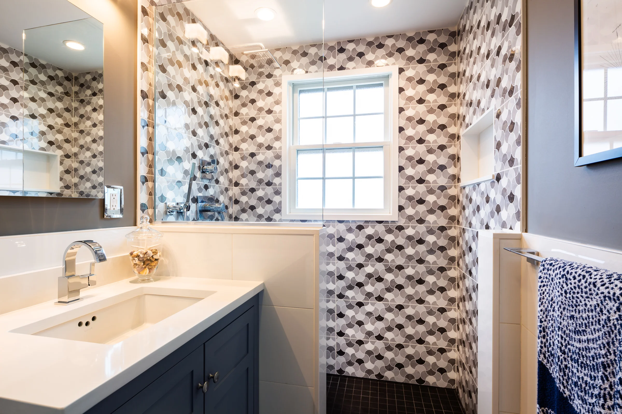945CommercialSt-06-w.jpg