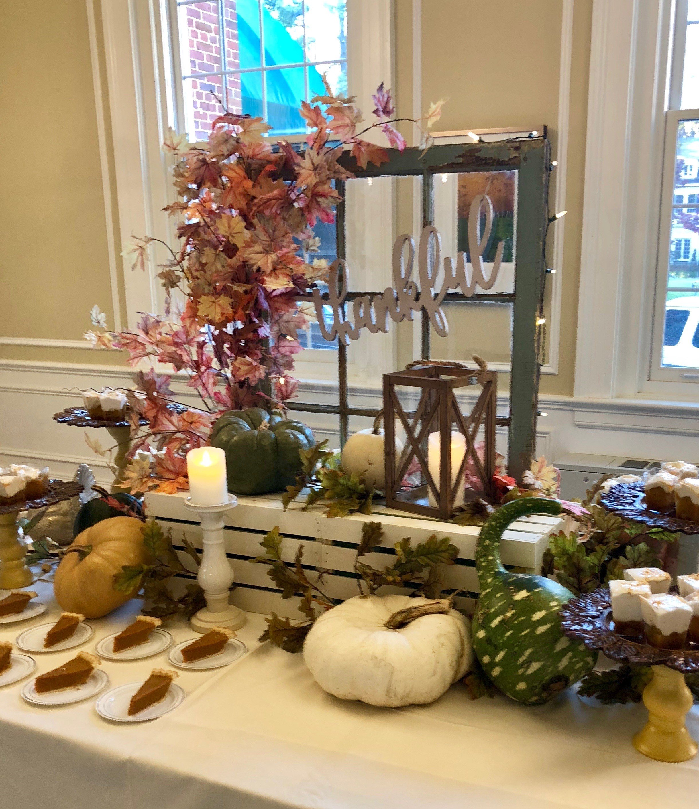 fall table.jpg