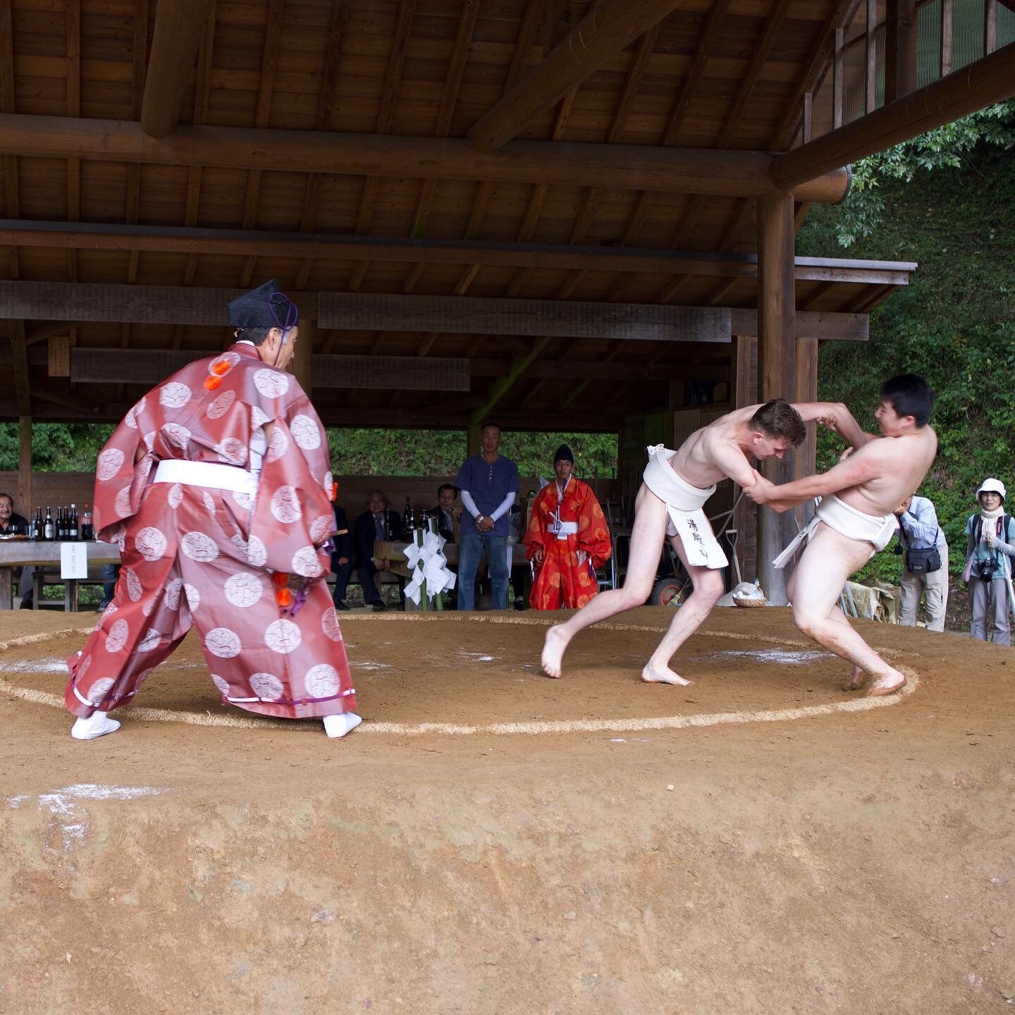 My first Sumo Wrestling match..... well kind of.⁣
⁣
Duelling in the ring were my fellow foreign residents living in Fukushima and I can honestly say that they did us all very proud. They were one man short however and I was asked if I wanted to take 