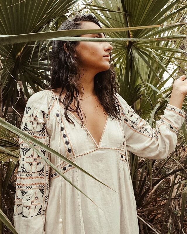playing in the rain 🌿