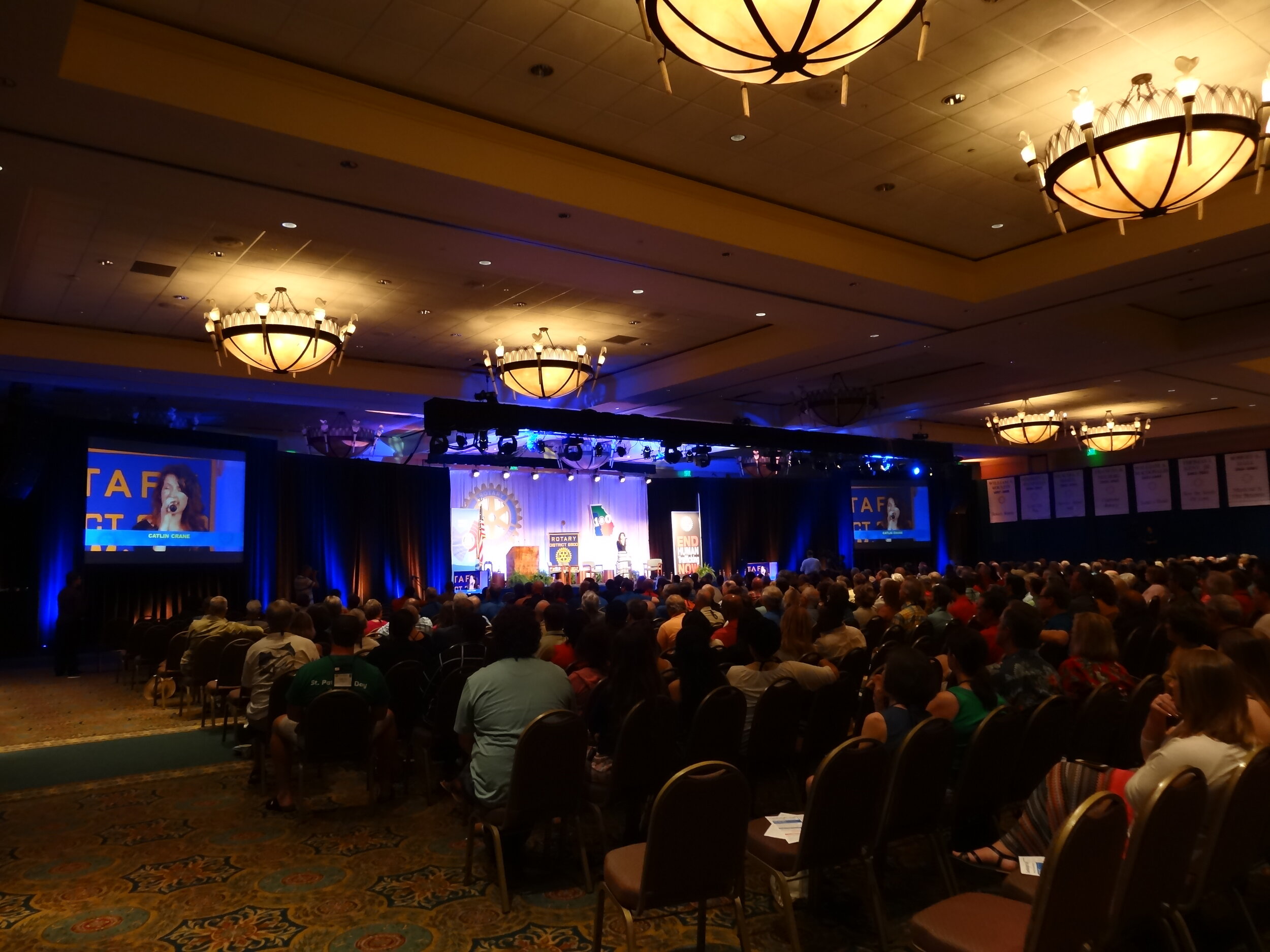 2014 - SINGING "BREAK THE CHAINS" AT THE REGIONAL ROTARY CONVENTION