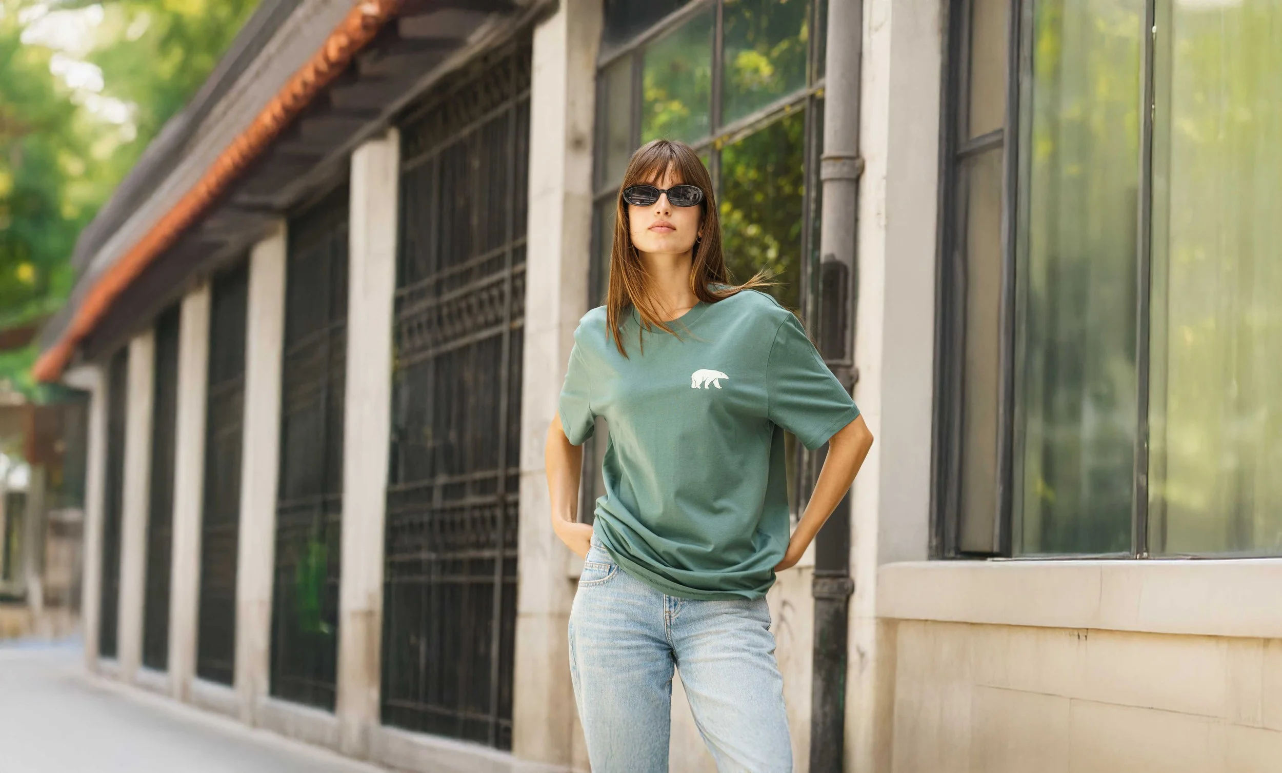 Contrast banner featuring branded caps and embroidered baseball caps, minimalist streetwear accessories in sustainable fashion