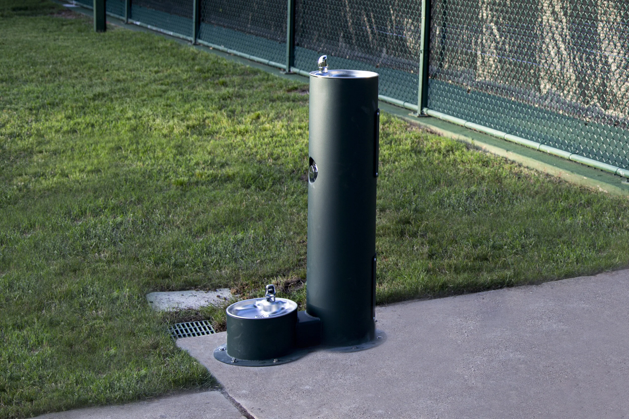 New Drinking Fountain &amp; Pet Drinking Fountain at Tennis Courts - April 2020