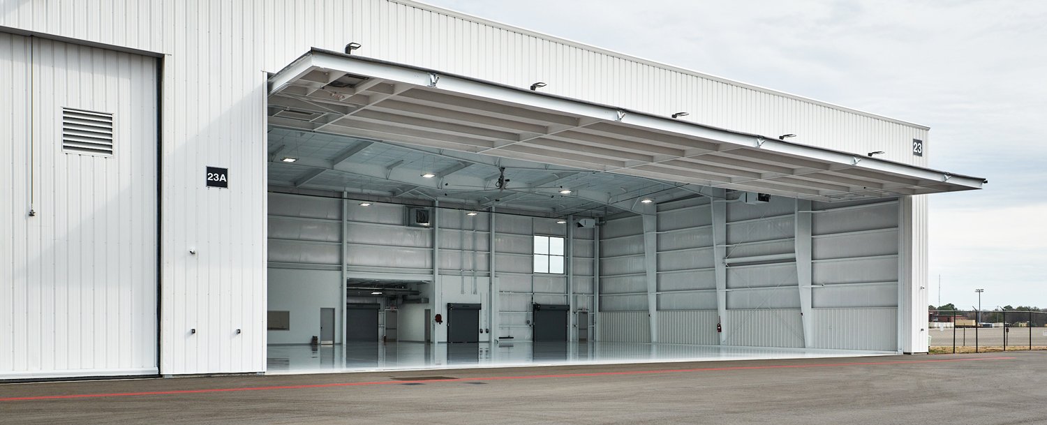 SkyHarbour_HangarExteriorDoor.jpg