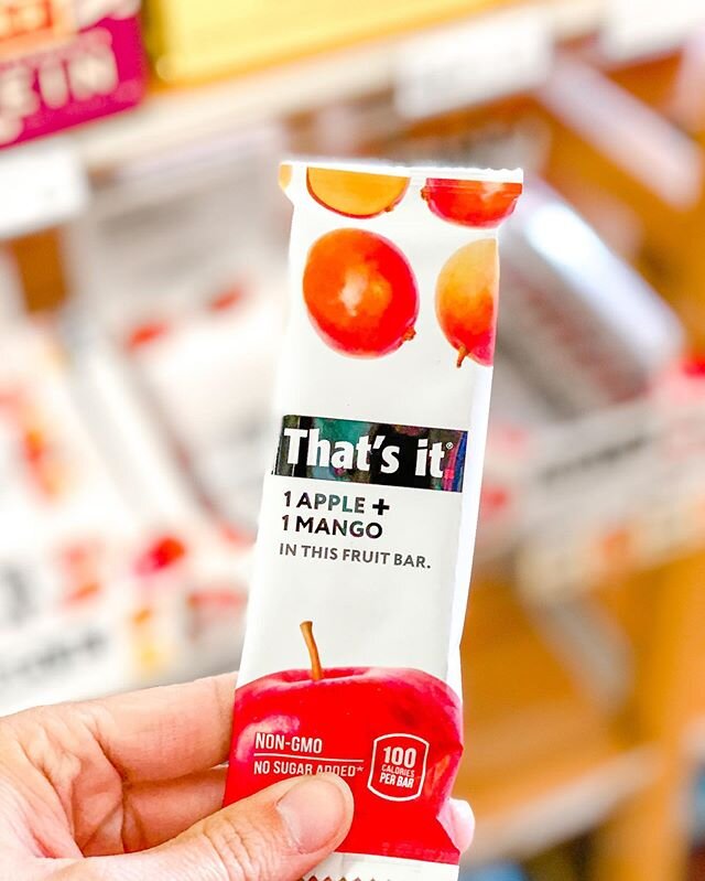 Made with two ingredients. Seriously. @thatsit! These fruit bars have no added sugar, vegan, paleo, AND if you order in bulk, you get 10% off! ⁠⠀
.⁠⠀
.⁠⠀
.⁠⠀
#snackbar #fruitbar #snacks #healthysnacks #fruit #natural #vegan #paleo #nosugar #jacksnatu