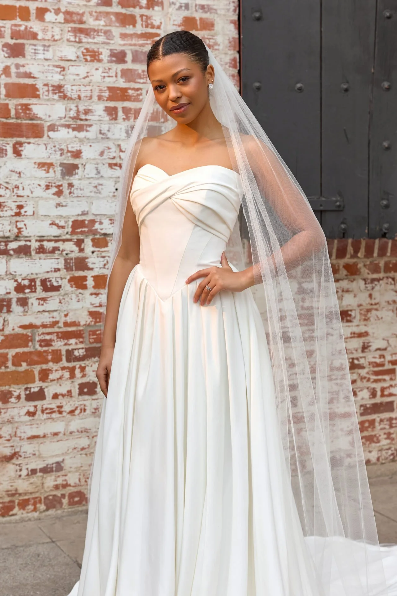 D4269-M25-INF-ESS-02-1280x1920.jpg
