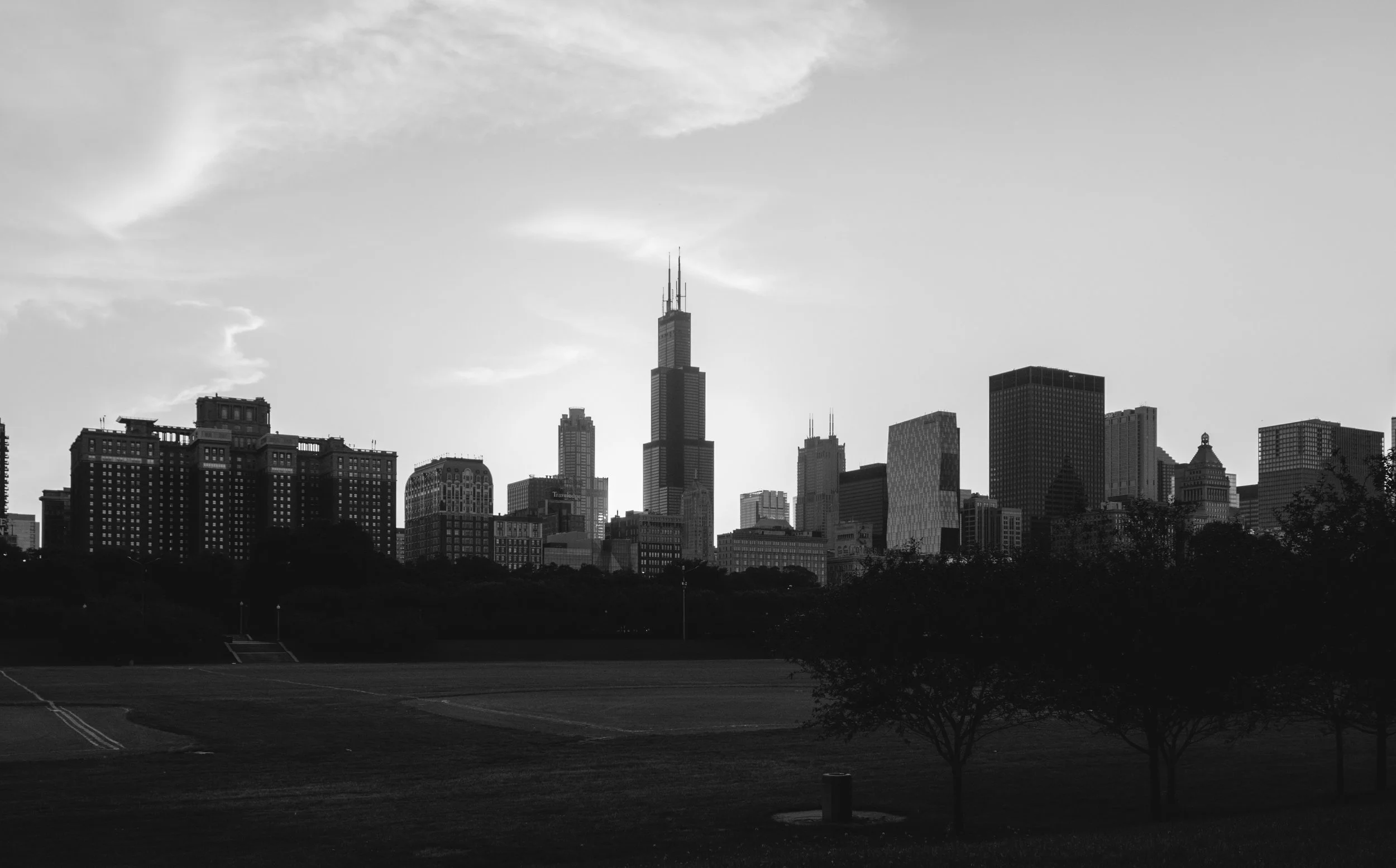 chicago skyline b&w.jpg