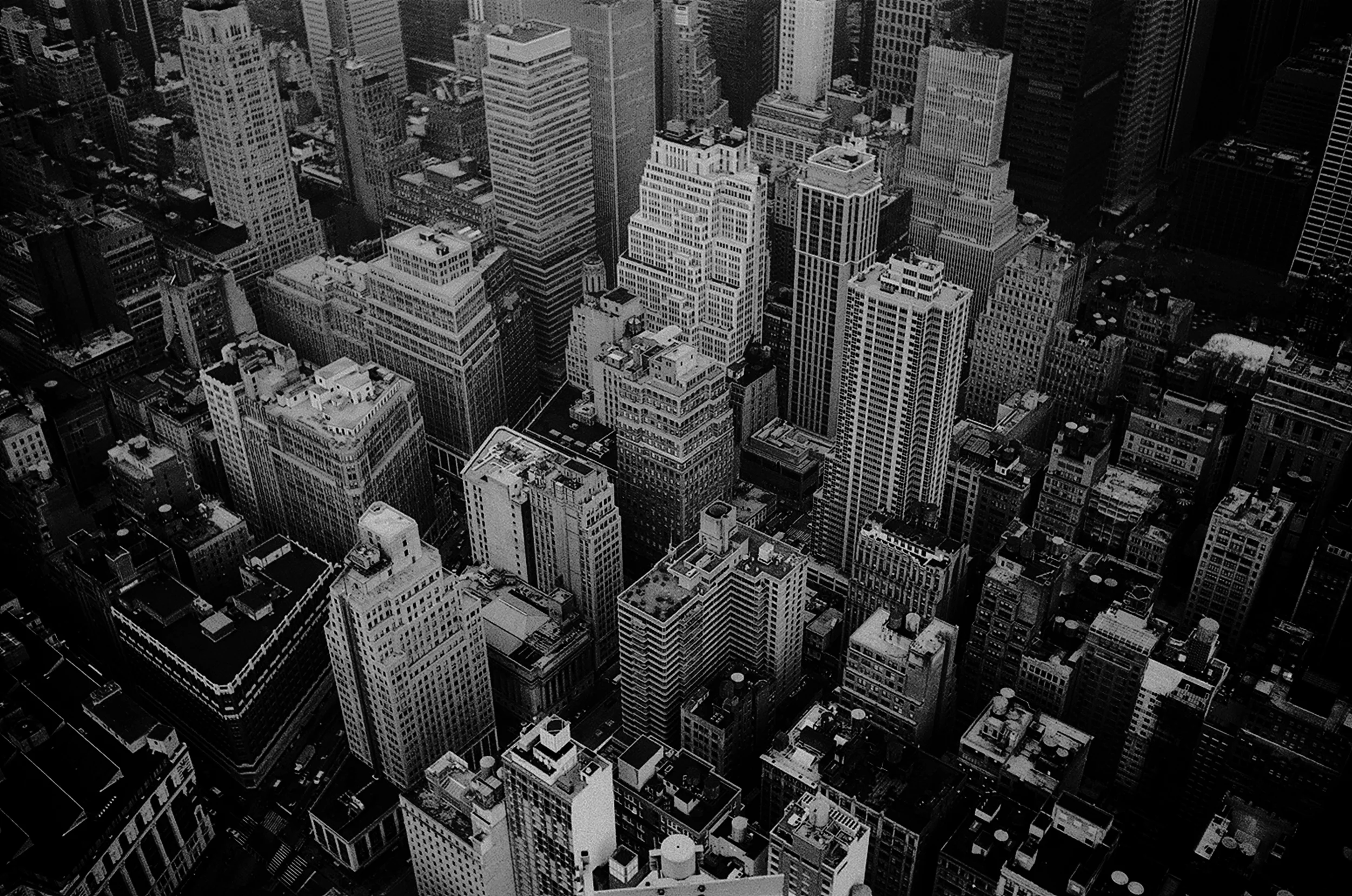 35mm-aerial-analog-1105766.jpg