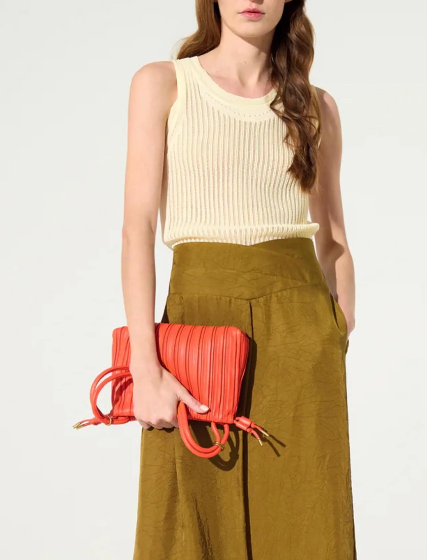 New spring bags! 

#petiboutique #wallingfordseattle #seattleboutique  #shoplocalseattle #leatherbags