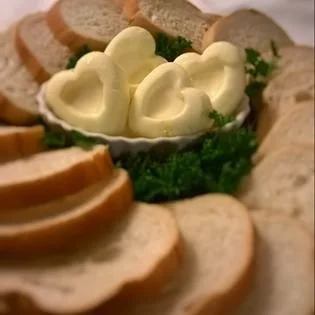Butter Hearts Centerpiece.jpg