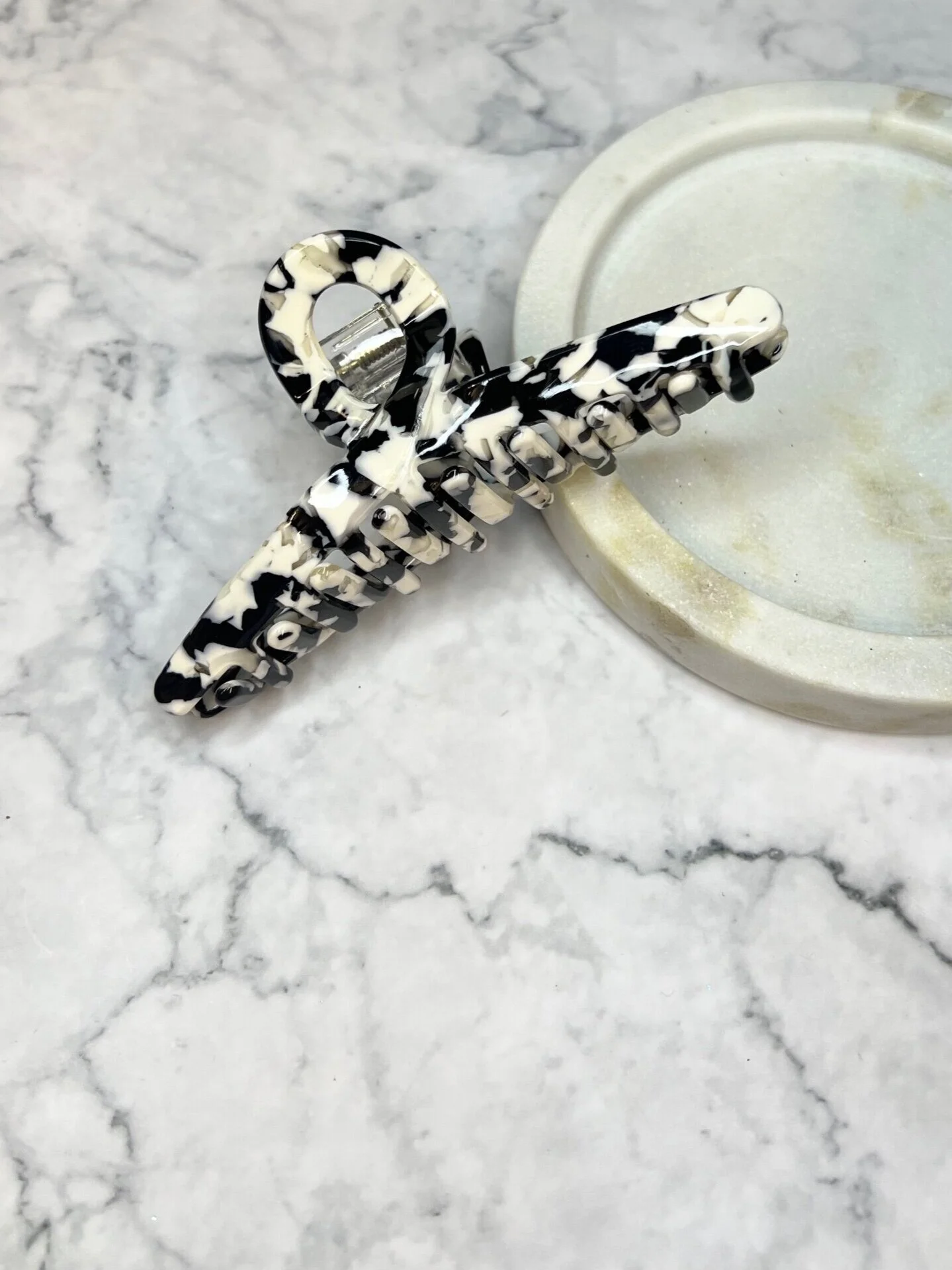 6DF8A5C7-7A1E-4EEF-A44C-271A5ACCE233