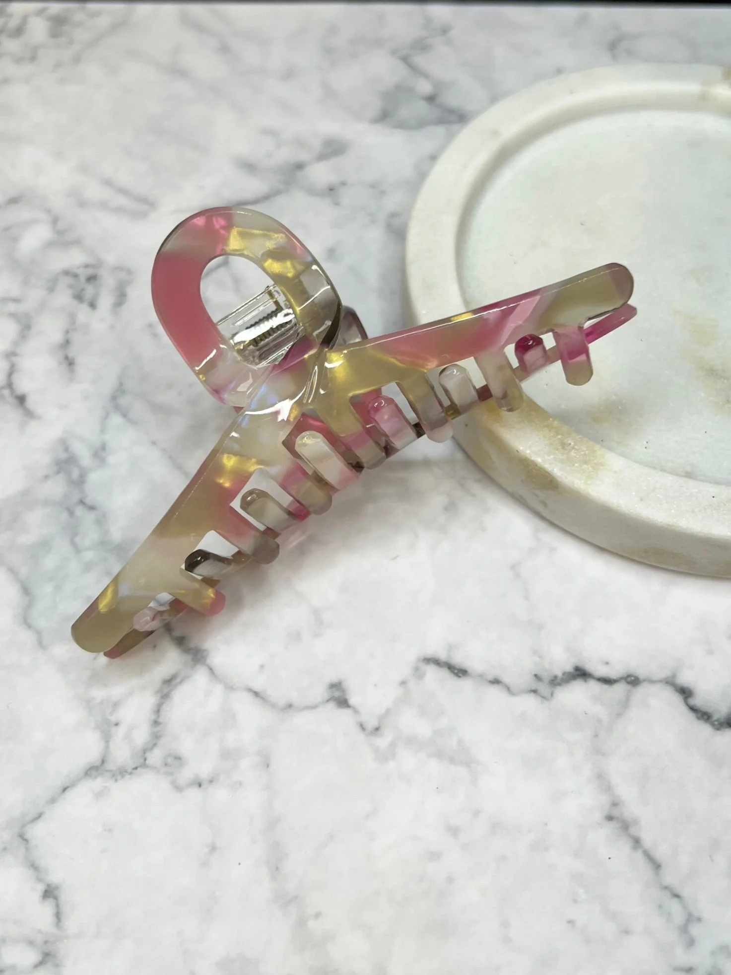 EC30B305-6B53-4D44-A1B4-B61FE95CC6CF