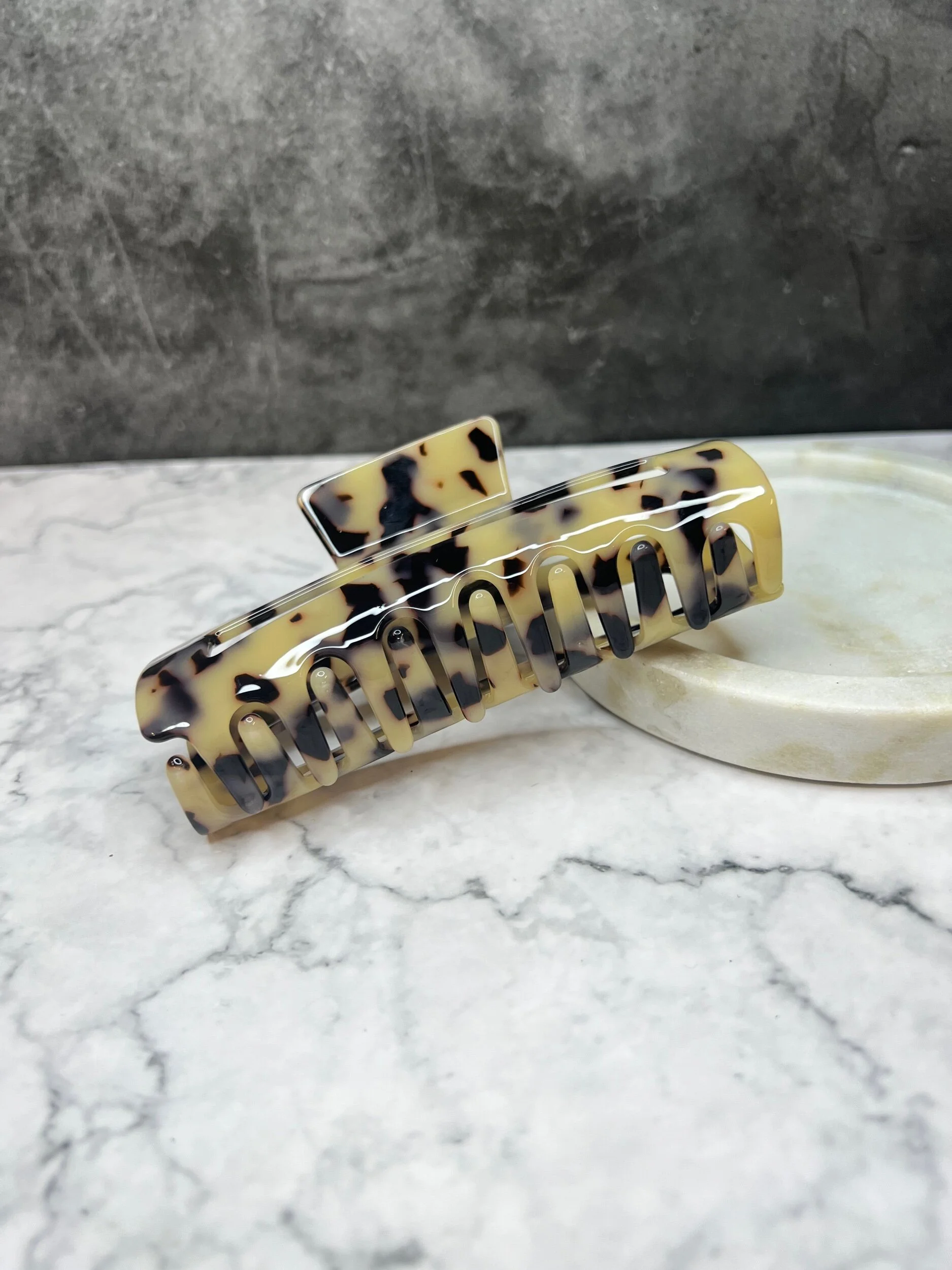 8275EF94-9D50-4593-AAE7-C6891290668E