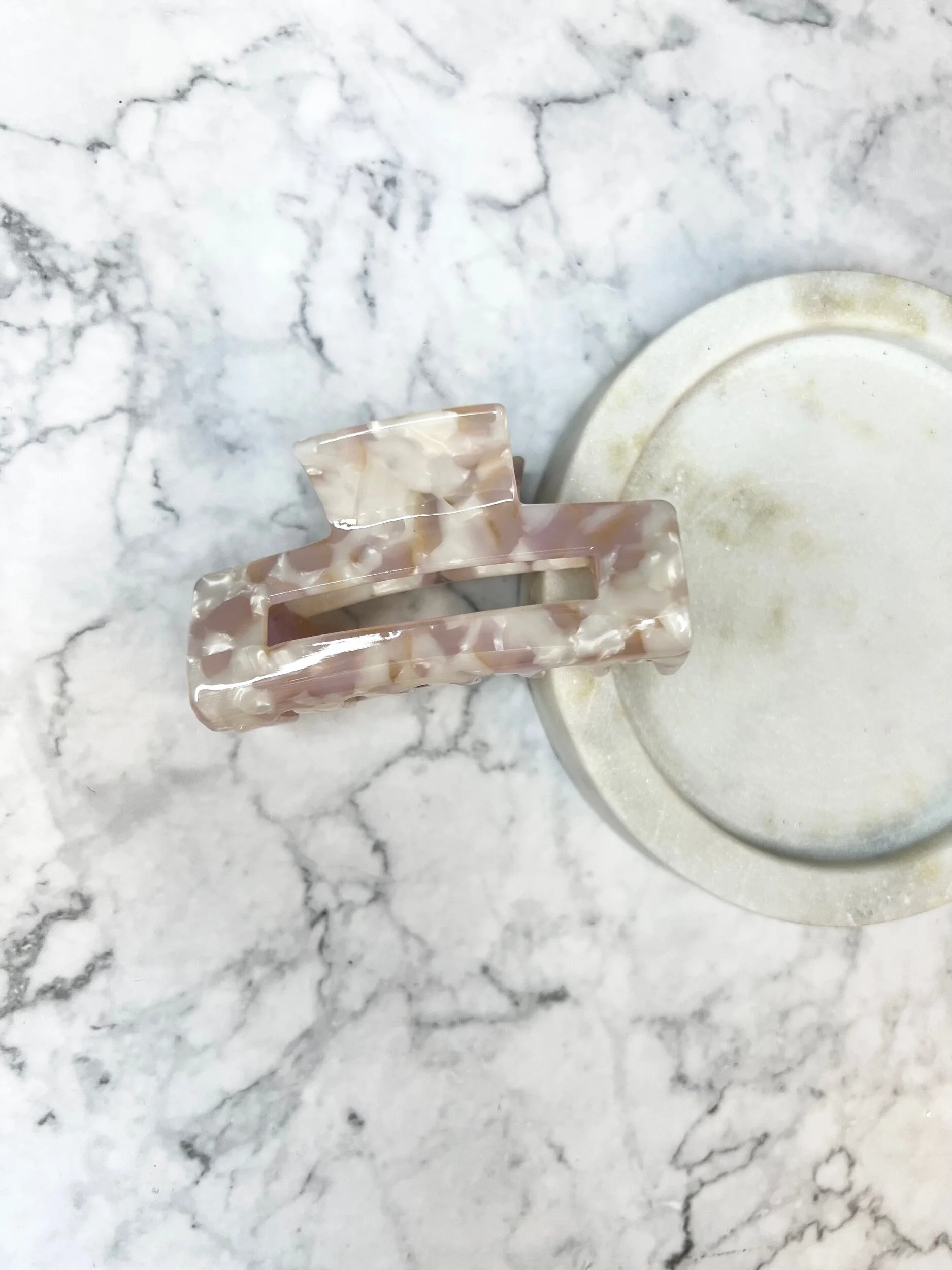 0EDE843E-1435-45D7-B02F-4BDE443B5311