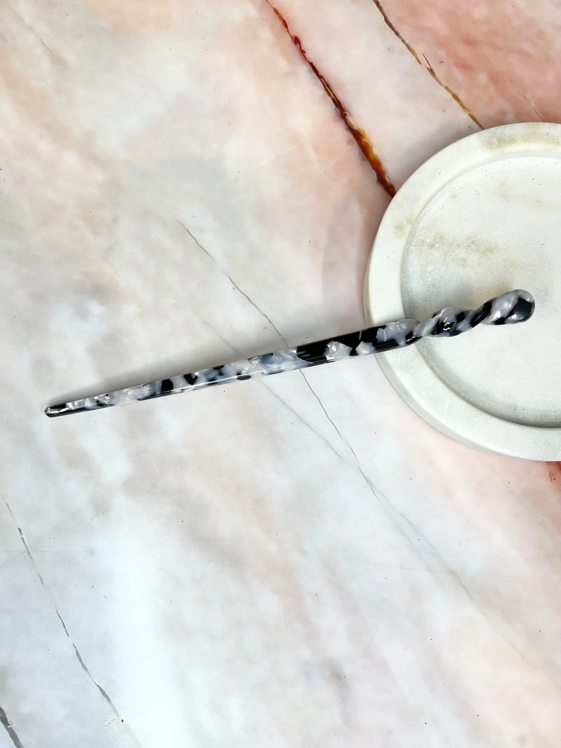 075E6F9C-973C-431C-8F08-D047BB8A8300